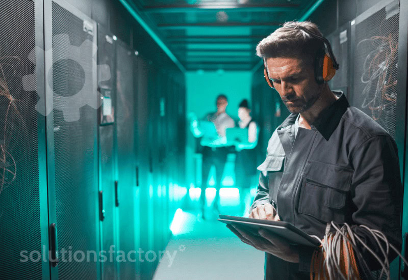 Onderhoud server Solutions Factory